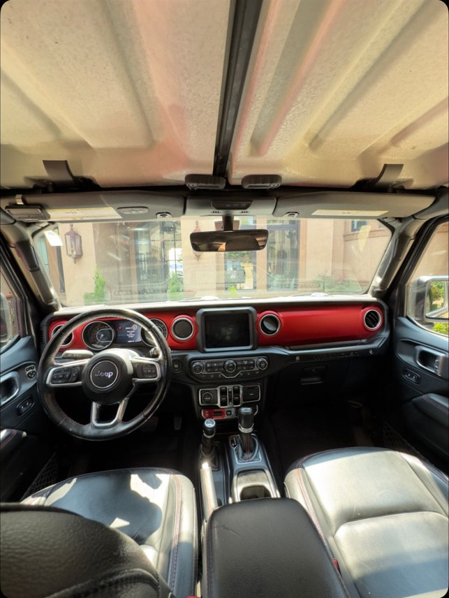 Clean Jeep interior, showcasing everyday cabin detailing by Tachyon Auto Detailing